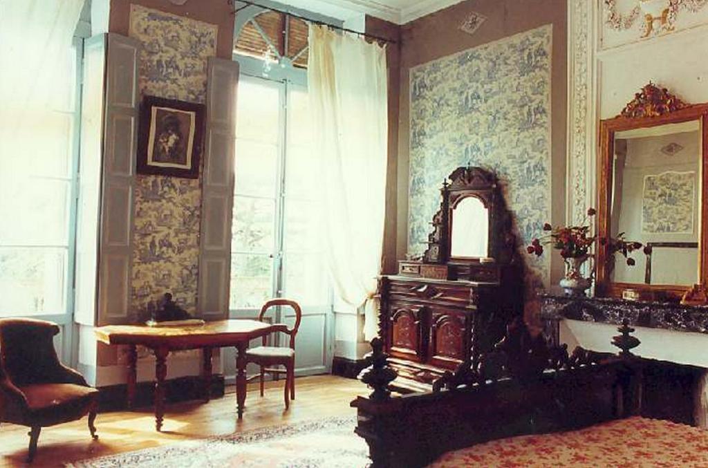 Chambres D'Hotes Du Chateau De Saint Sulpice La Sauvetat-sur-Lède 객실 사진